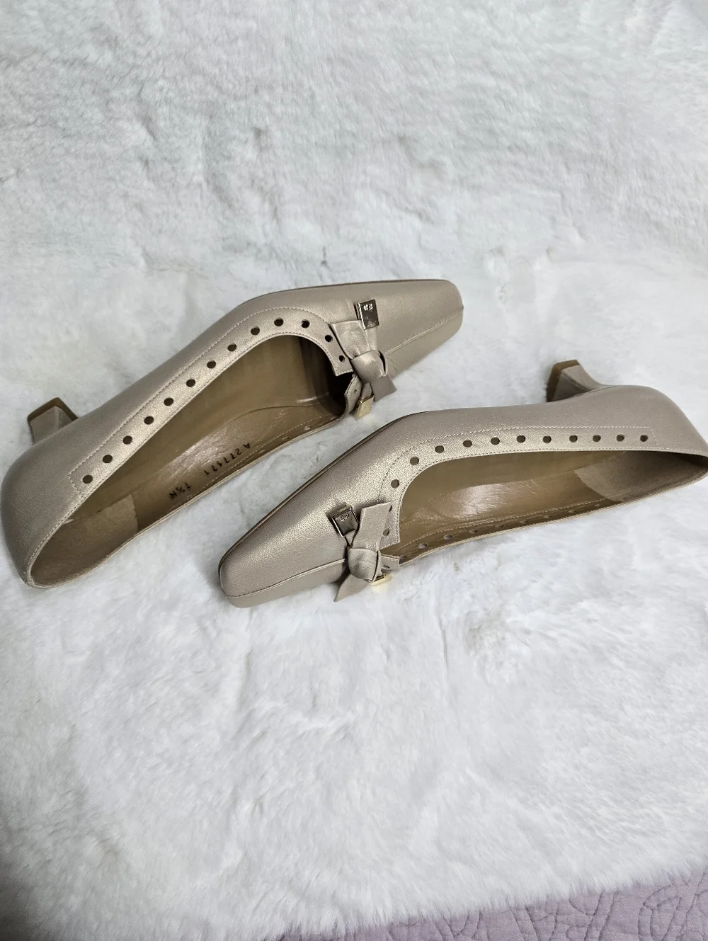 Stuart Weitzman Beige Bow Square-Toe Kitten Heel Pump with Gold Accents - Beige - Picture 5 of 10